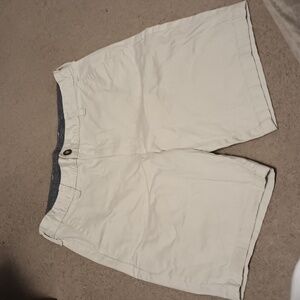 5/$20 George size 30 khaki shorts